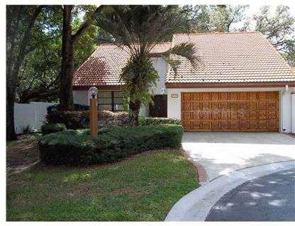 $229,000
Tampa, Very nice 2 bedroom/2 bath plus study in River