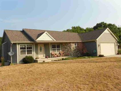 $229,900
6107 Country Cove Ct, Middleville MI 49333