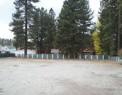 $229,900
Big Bear Lake, .62 ACRE LOT IN THE VILLAGE.