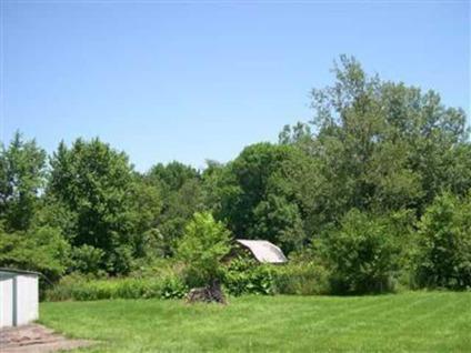 $229,900
Crown Point 2BR, 20 acre parcel in great location!