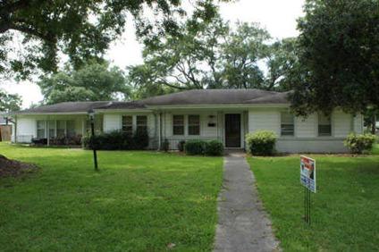$229,900
Houma 3BR 2.5BA, Living area is 2643+/- sq. ft.Other sq. ft.