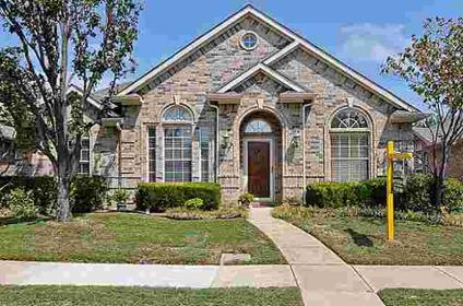$229,900
Welcome to your Valley Ranch dream home! Adorable 1-story
