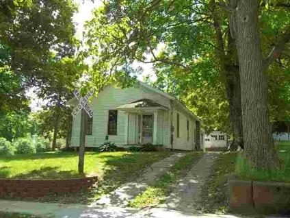 $22,300
Hudson 1BA, 3 bedroom home built in 1858. Parlor and