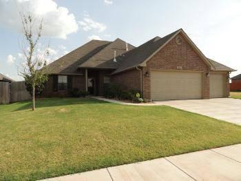 $230,000
Edmond 3BR 2.5BA, Great home in located by a great school.