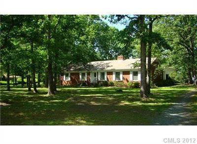 $230,000
Monroe 4BR 2BA, AWESOME updated kitcehn with gas stove.