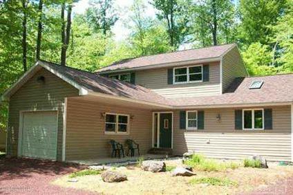 $232,900
Home for sale in Pocono Lake, PA 232,900 USD