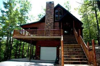 $234,800
Lovely Country Cabin Yet Close to Town!