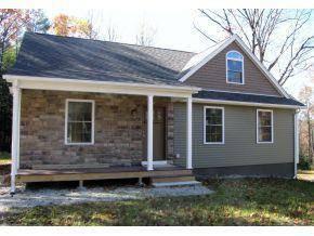 $234,900
Bow 3BR 1BA, What a wonderful way to start the NEW year...by