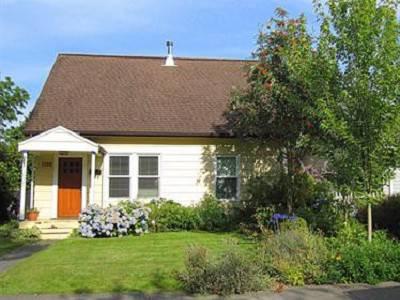 $235,000
Bellingham Home with Gardens Near a Park