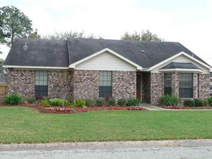 $235,000
El Campo 3BA, Beautifully updated & ready to move into