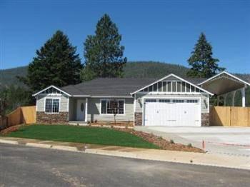 $239,000
Cave Junction 3BR 2BA, Built in 2008, with over 1700 sqft