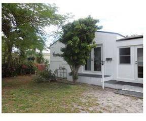 $239,000
Great Triplex Income Property close to downtown Hollywood