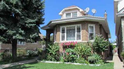 $239,900
1.5 Story, Bungalow - CHICAGO, IL