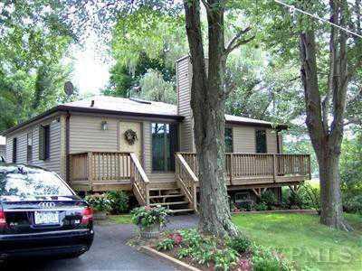 $239,900
Carmel 2BR 1.5BA, Sit on your deck and enjoy the views of