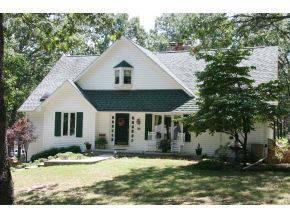 $239,900
Forsyth, Comfortable 3+ BR, 4BA, 3656sqft home on 2+ acres.