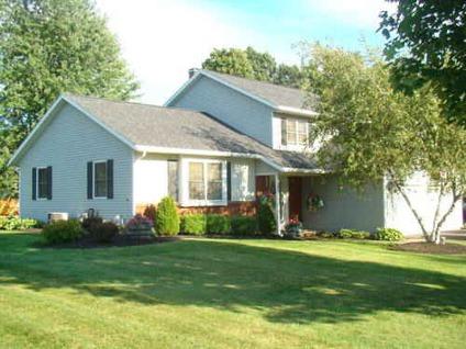 $239,900
Gorgeous home with fantastic location!