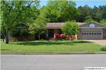 $239,900
Huntsville 4BR 2BA, So much space for this price!