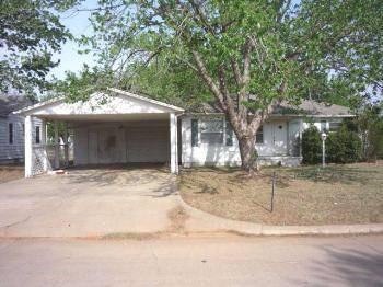 $23,500
Duncan 3BR, Listing agent: Barry Ezerski, Call [phone removed]