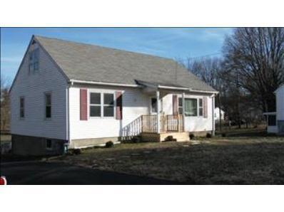 $240,000
4BR/1.5BA Cape in Village of Wappingers Falls with Lake Views - $2,500 credit of