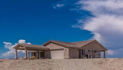 $244,500
Beautiful Havasu heights home on 2.16 acres. Bring your horses, motor home