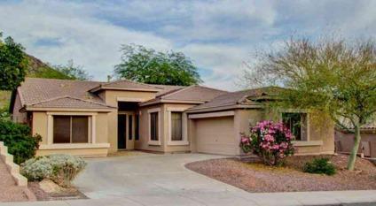$245,000
Phoenix, Spacious single-level home on HILLSIDE High-Premium