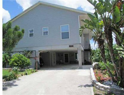 $245,000
Punta Gorda 3BR, Located on salt water canal with access to