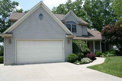 $246,500
Vermilion, Charming home with 3-4 bedrooms and 3.5 baths.