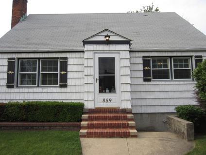$247,000
4br - Rehabber's Dream House! (North Merrick)