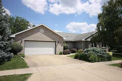 $247,900
Urbana 4BR 2.5BA, Spacious Open, airy ranch in move-in