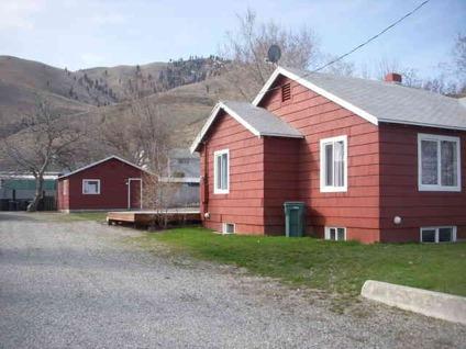 $249,000
Chelan 2BR 1BA, Cute cottage style home with detached garage
