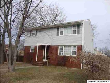 $249,000
Keansburg, LARGE LEGAL 2 FAMILY IN NICE AREA