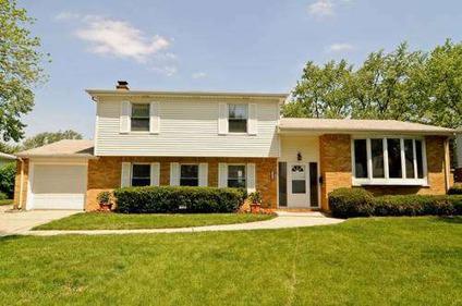$249,000
Palatine - 4bd/2bth - Winston Park home. Open house 6/3 from 12-3
