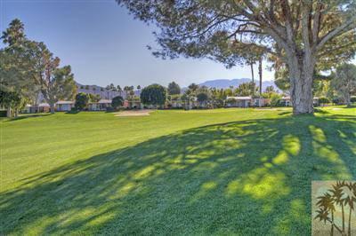 $249,000
Palm Desert 2BR 2BA, Located within the private gates of