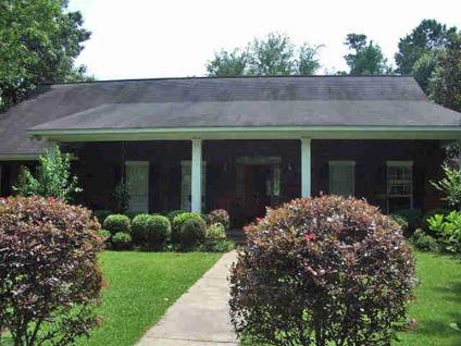 $249,500
Meridian 2.5BA, This West Lauderdale home could easily be a