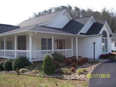 $249,900
Heart of Pigeon Forge!