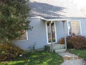 $24,900
1 Story - CRETE, IL