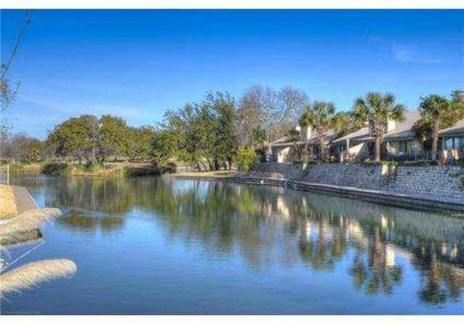 $250,000
Is lake front and convenience important to you? Beautiful Lake LBJ waterfront