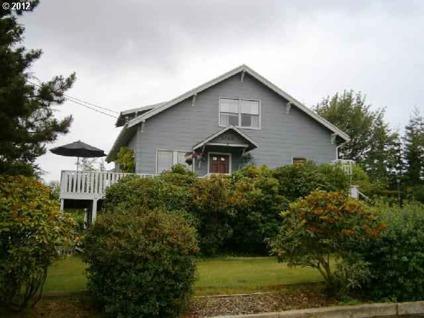 $250,000
North Bend 4BR 2BA, NORTH BEND BEAUTY! This Grandame is full