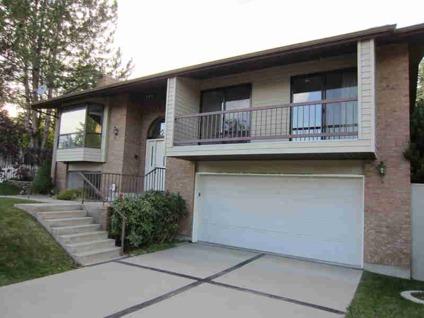 $250,000
Provo, This four bedroom, four bath home is within walking