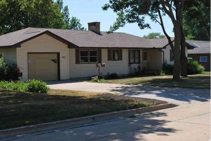 $254,900
Fairmont 2BR 1.5BA, This is a darling home in very nice