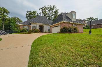 $254,900
Haughton 4BR 3BA, Listing agent and office: CHRISTINE