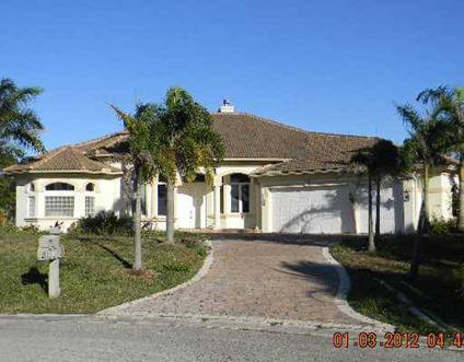 $254,900
Palm City Real Estate Home for Sale. $254,900 3bd/3ba. - Kathy Klein of