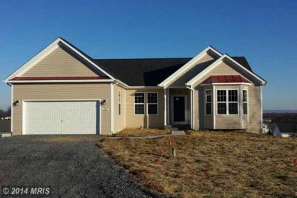 $259,900
Open contemporary ranch design.Large kit w/breakfast rm off of family room