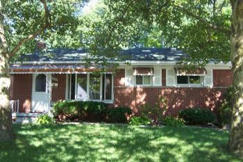 $25,000
Detroit 3BR 2BA, Impeccably kept, increduibly updated brick