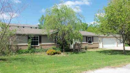 $25,000
Huntington, DON'T MISS this 3 bedroom 2 bath home featuring