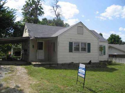 $25,000
TWO BEDROOM, ONE BATH EXCELLENT LITTLE STARTER HOME OR RENTAL. This 944 sq. ft.