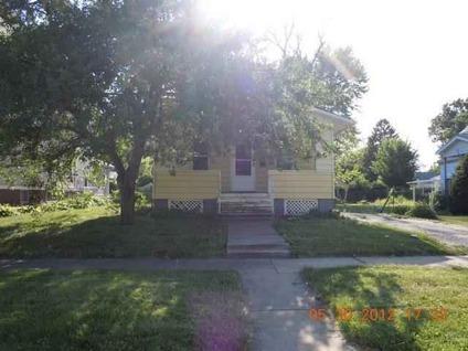 $25,700
Galesburg 2BR 1BA, Buyer to provide letter of prequal or POF