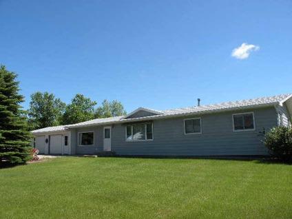 $260,000
Minot, Great SW location, 3 bedroom 1 ¾ bath home with new