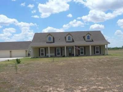 $263,900
Gorgeous Home with 5 Acres of Land!