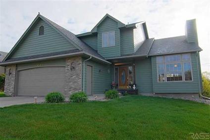 $264,900
Sioux Falls 4BA, Fabulous 4 bedroom two-story in much